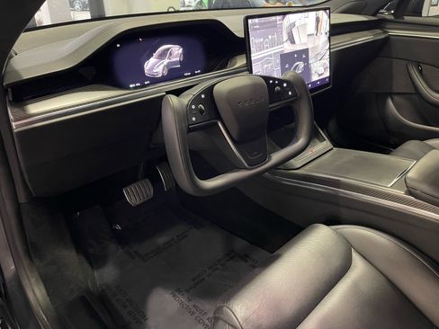 Used 2021 Tesla Model S Plaid image 26