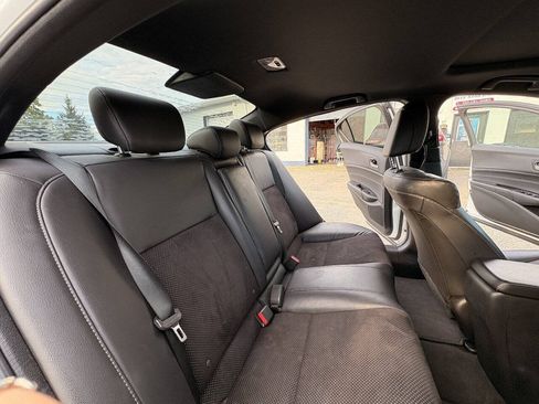 Used 2016 Acura ILX w/ Technology & A-SPEC Package FWD image 20