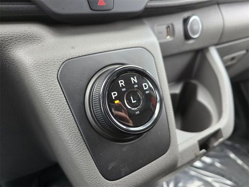 Used 2023 Ford E-Transit Low Roof image 23