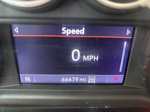 Used 2020 Chevrolet Silverado 1500 LT w/ Trailering Package image 13