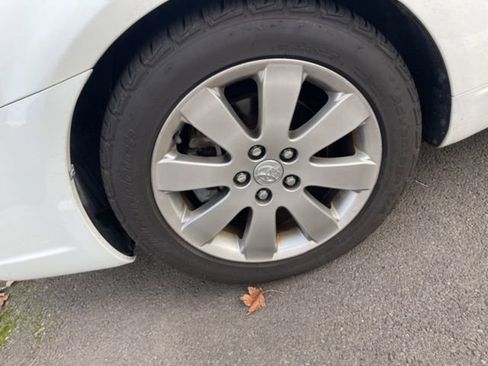 Used 2005 Toyota Avalon XL image 8