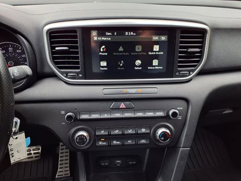 Used 2020 Kia Sportage S image 15