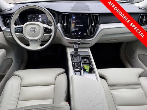 Used 2019 Volvo XC60 T5 Inscription w/ Protection Package Premier image 12