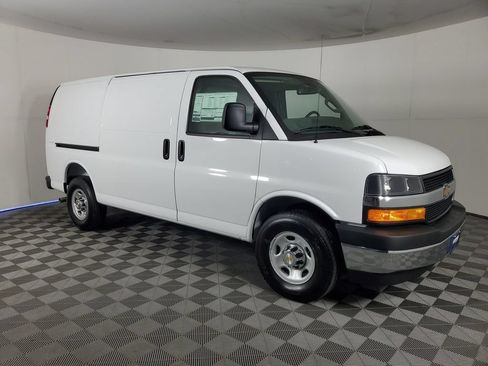 New 2026 Chevrolet Express 2500 w/ Driver Convenience Package RWD image 3