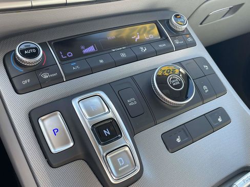 Used 2022 Hyundai Palisade SEL FWD image 29