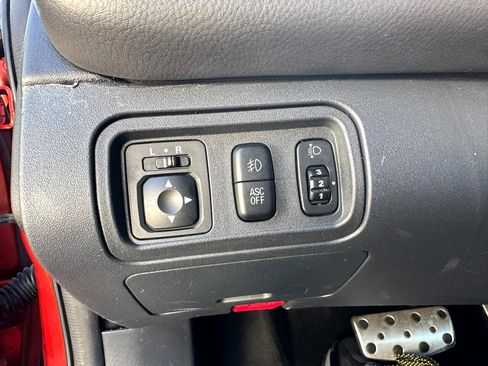 Used 2012 Mitsubishi Eclipse GS Sport image 29