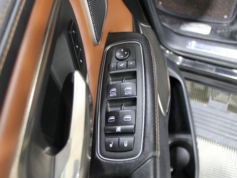 Used 2019 RAM 1500 Limited image 7