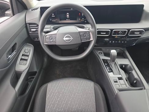 New 2026 Nissan Sentra SV image 3