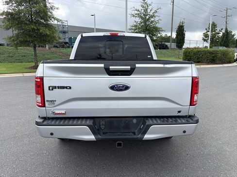 Used 2017 Ford F150 XLT w/ Equipment Group 302A Luxury RWD image 8