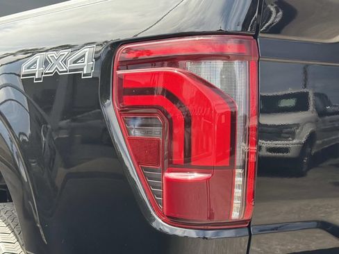 Used 2025 Ford F150 Lariat w/ Equipment Group 501A Mid AWD/4WD image 9