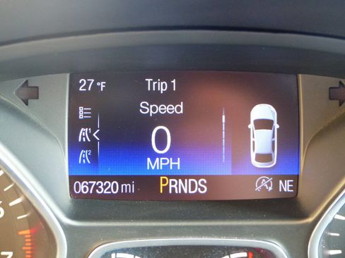 Used 2017 Ford Escape Titanium image 58