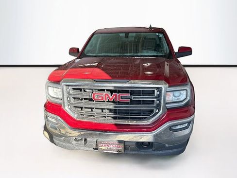 Used 2018 GMC Sierra 1500 SLE w/ SLE Value Package image 4