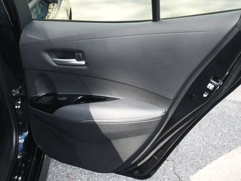 Certified 2023 Toyota Corolla SE image 18