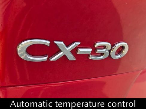 Used 2021 MAZDA CX-30 FWD 2.5 S w/ Premium Package image 13