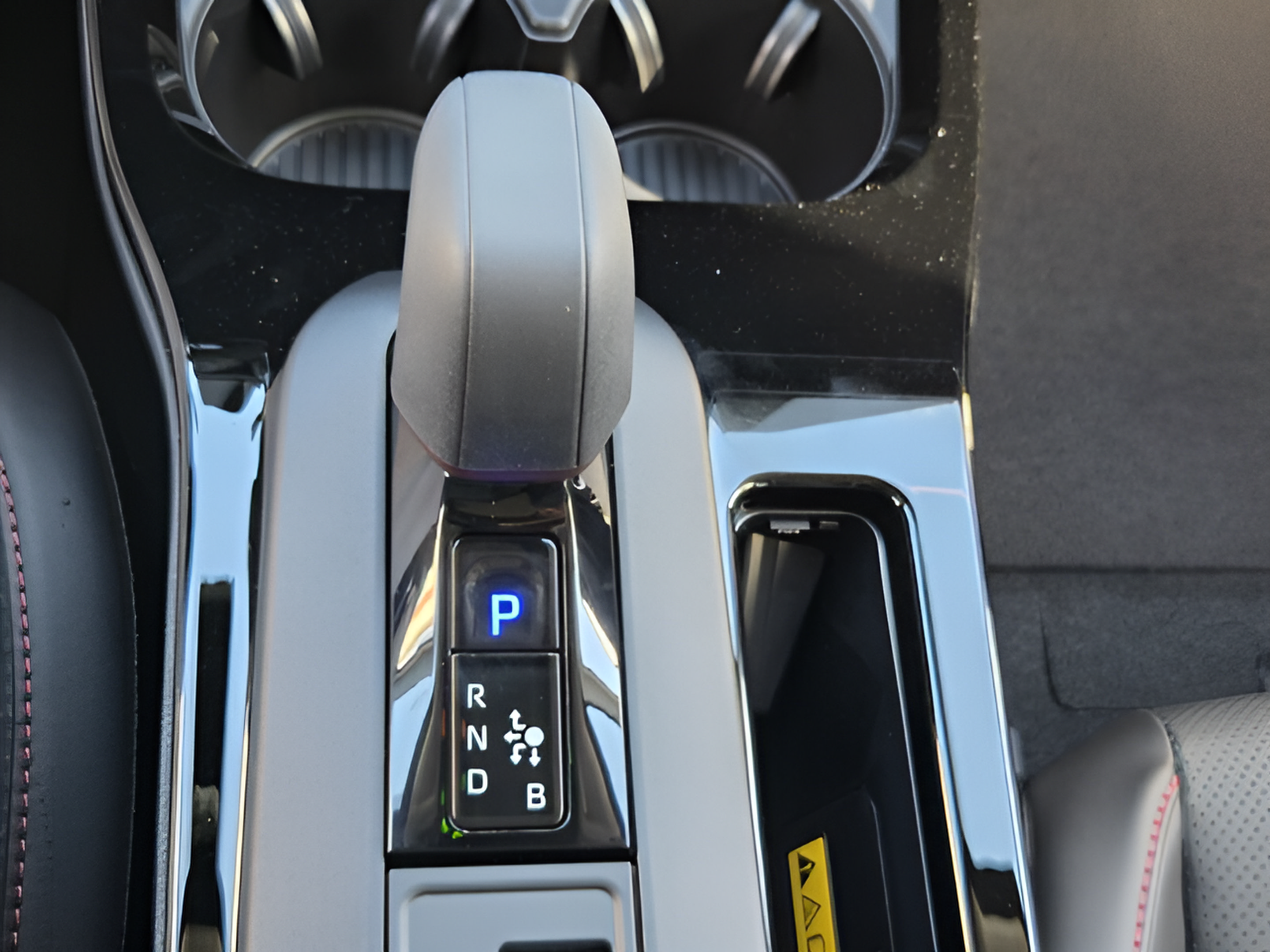 New 2026 Toyota Prius Plug-In Hybrid FWD image 26
