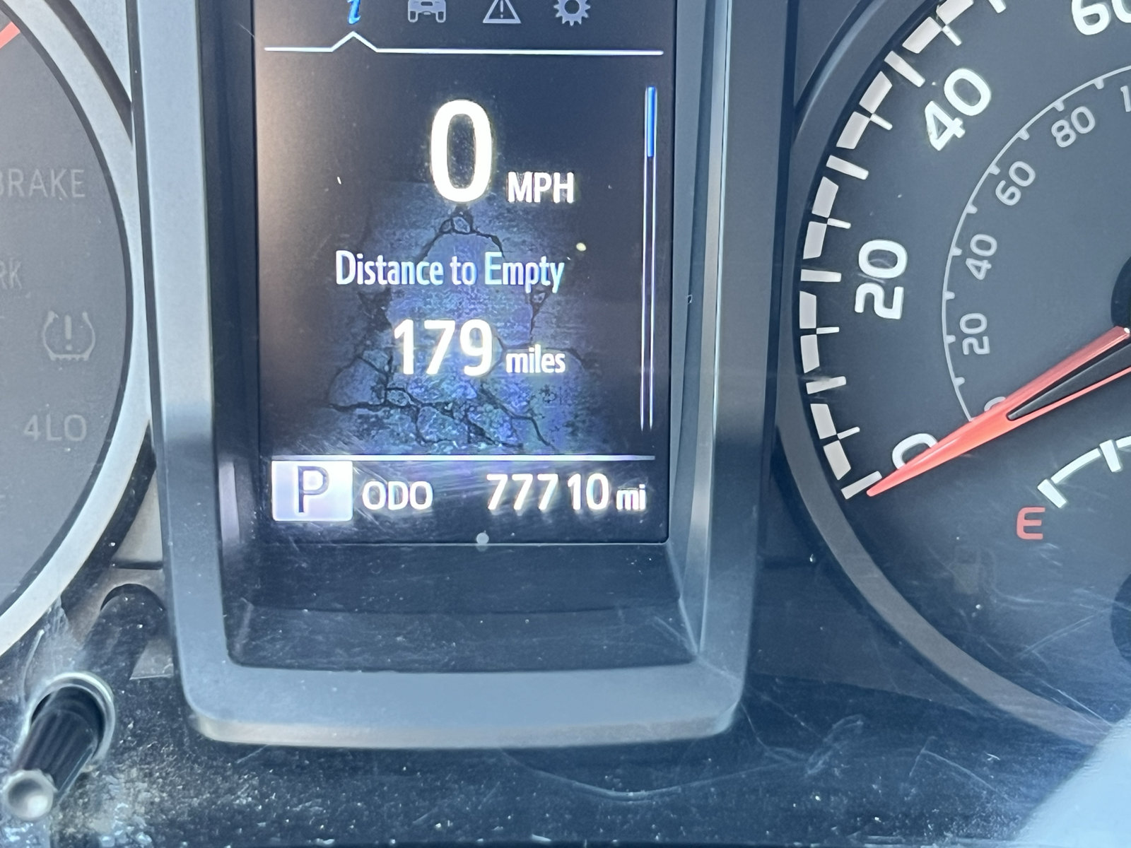 Used 2021 Toyota Tacoma SR AWD/4WD image 39