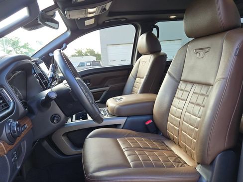 Used 2023 Nissan Titan Platinum Reserve w/ Moonroof Package AWD/4WD image 16