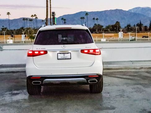 Used 2024 Mercedes-Benz GLS 450 4MATIC image 7