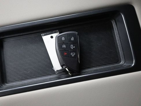 New 2026 GMC Hummer EV SUV image 17