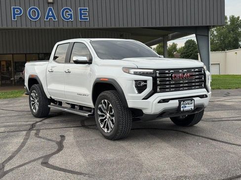 Used 2026 GMC Canyon Denali AWD/4WD image 1