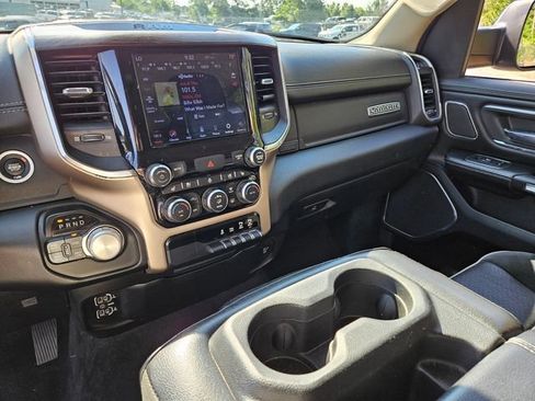 Used 2020 RAM 1500 Laramie AWD/4WD image 21