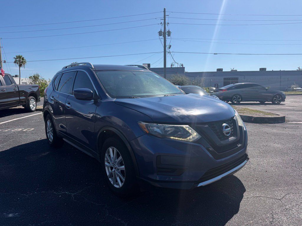 Used 2018 Nissan Rogue SV FWD image 1