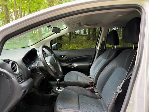 Used 2019 Nissan Versa Note SV FWD image 7
