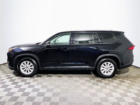 Used 2025 Toyota Grand Highlander AWD image 5