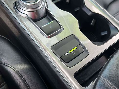 Certified 2024 Ford Edge SEL AWD/4WD image 31