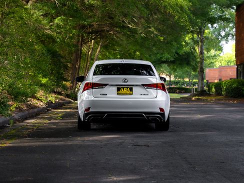 Used 2018 Lexus IS 300 F Sport w/ F Sport Package RWD image 36