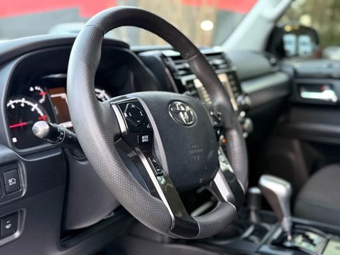 Used 2023 Toyota 4Runner TRD Off-Road image 13