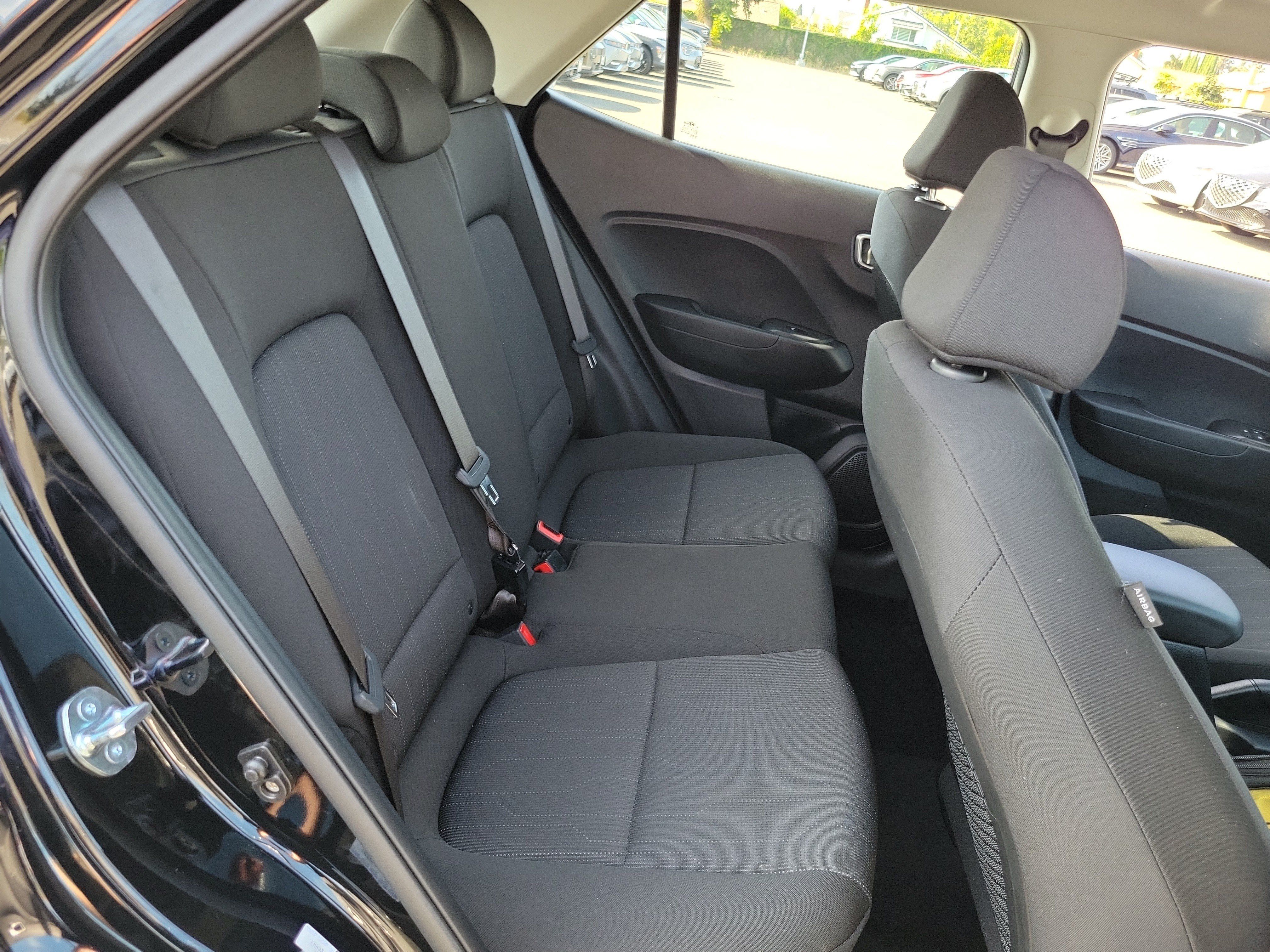 Certified 2026 Hyundai Venue SE FWD image 23