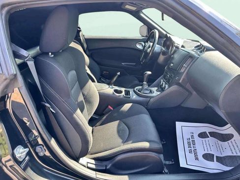 Used 2013 Nissan 370Z Coupe image 12