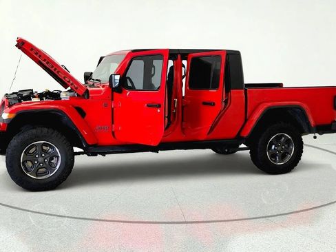 Used 2023 Jeep Gladiator Rubicon w/ Cold Weather Group AWD/4WD image 10