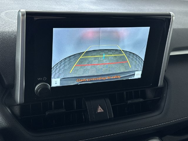 Used 2025 Toyota RAV4 LE AWD/4WD image 15