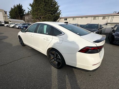 Used 2024 Honda Accord Sport image 5