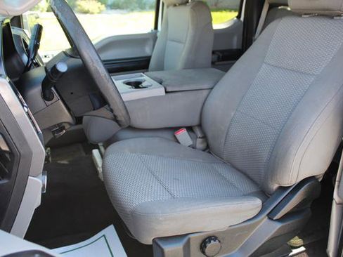 Used 2017 Ford F150 XLT w/ Trailer Tow Package image 22