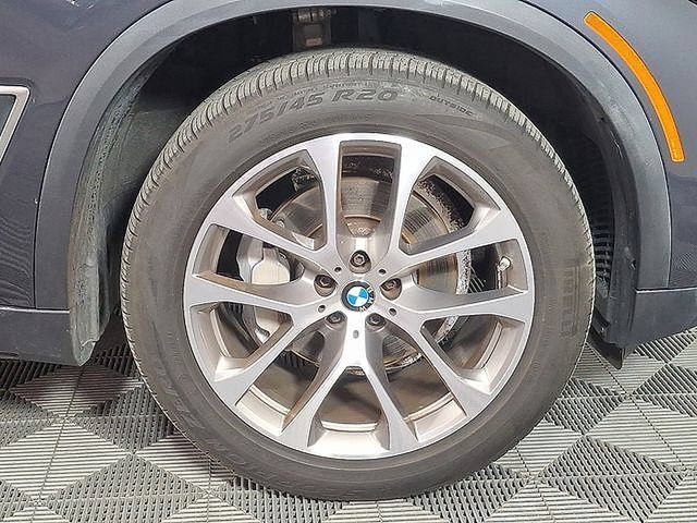 Used 2022 BMW X5 xDrive40i w/ Premium Package AWD/4WD image 12