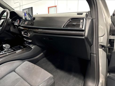 Used 2022 Audi SQ5 Premium AWD/4WD image 17