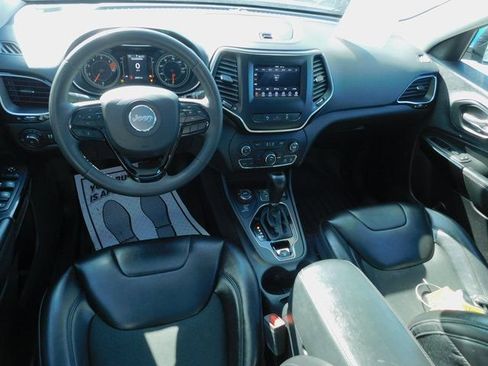 Used 2021 Jeep Cherokee Latitude Plus w/ Sun & Sound Group image 9