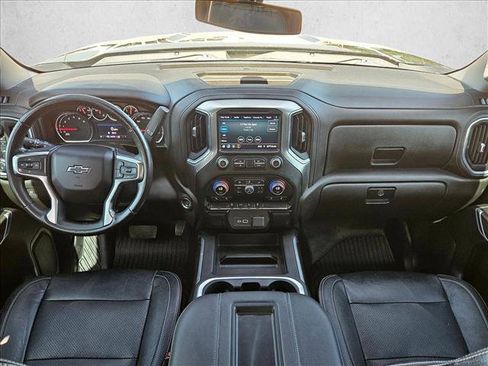 Used 2022 Chevrolet Silverado 1500 LT Trail Boss w/ Bed Protection Package AWD/4WD image 17