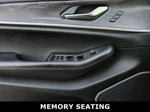 Used 2023 Jeep Grand Cherokee 4xe image 17