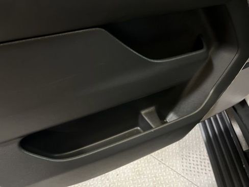 Used 2025 GMC Yukon XL AT4 Ultimate image 46