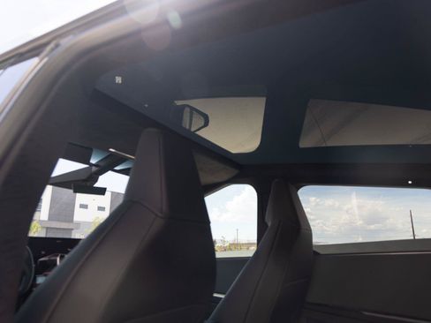 Used 2025 Tesla Cybertruck AWD Crew Cab image 25