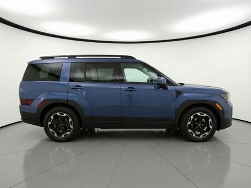 Used 2025 Hyundai Santa Fe SEL image 11