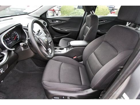 Used 2024 Chevrolet Malibu RS FWD image 6