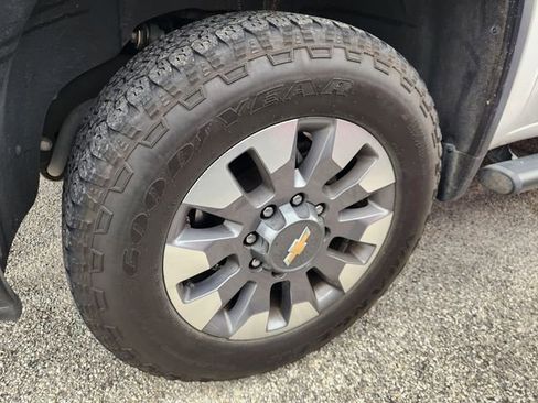 Used 2024 Chevrolet Silverado 1500 RST w/ Protection Package image 10