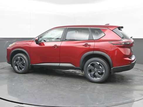 New 2026 Nissan Rogue SV image 5