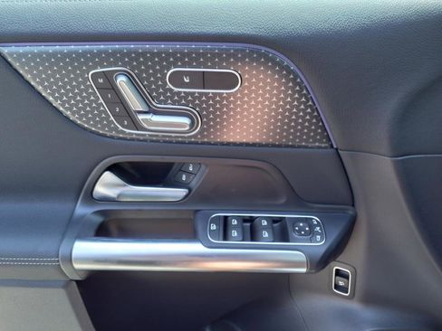 New 2025 Mercedes-Benz GLA 35 AMG 4MATIC image 13