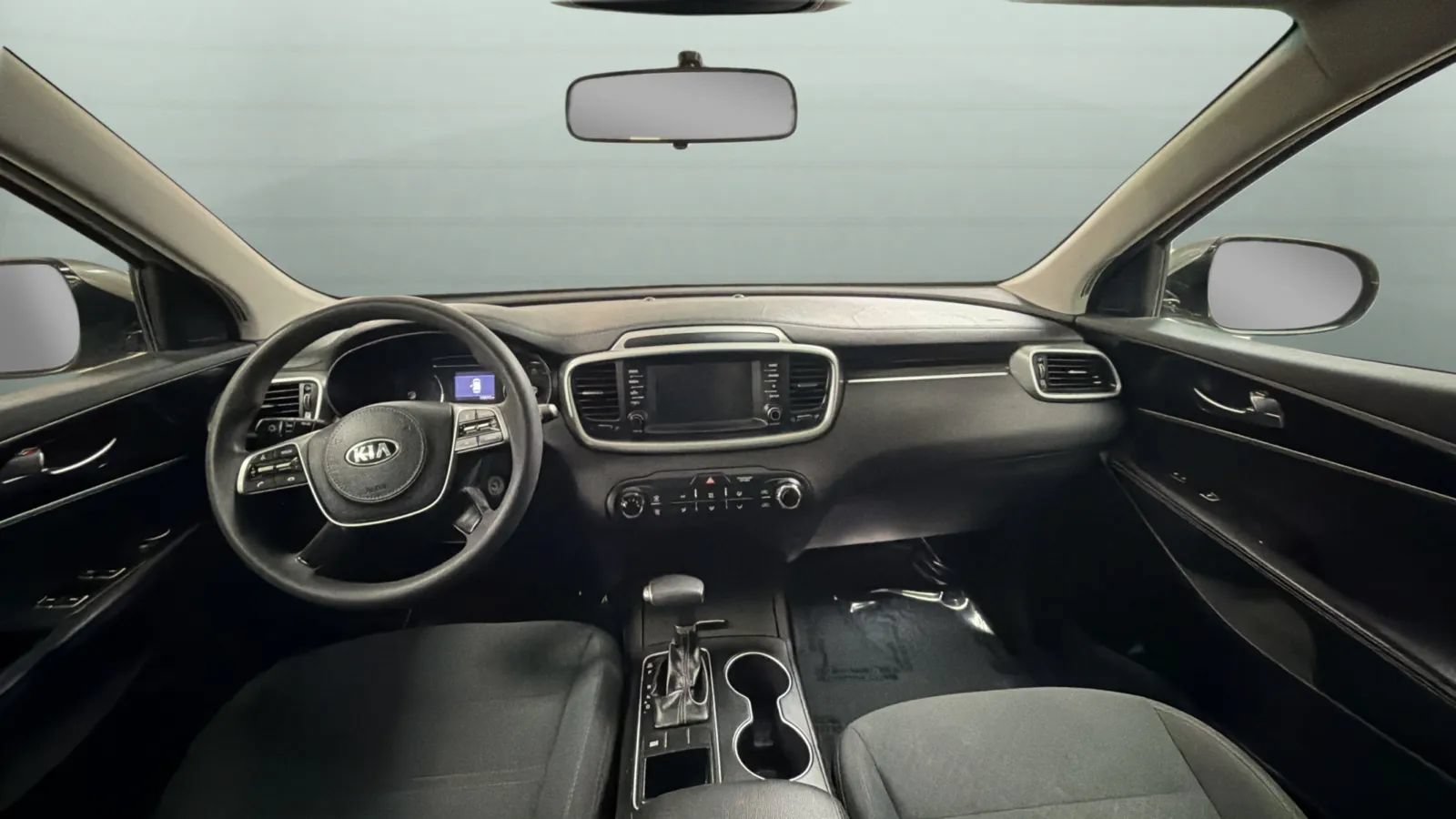 Used 2019 Kia Sorento L FWD image 9